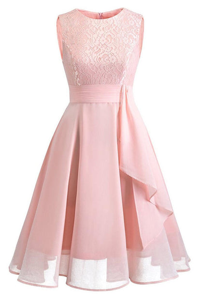 Robe de mariée en dentelle marine avec volants